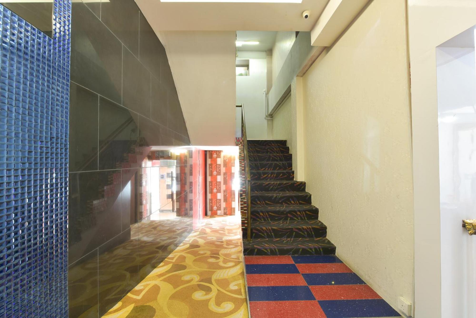 Holmes Johor Jaya 4*