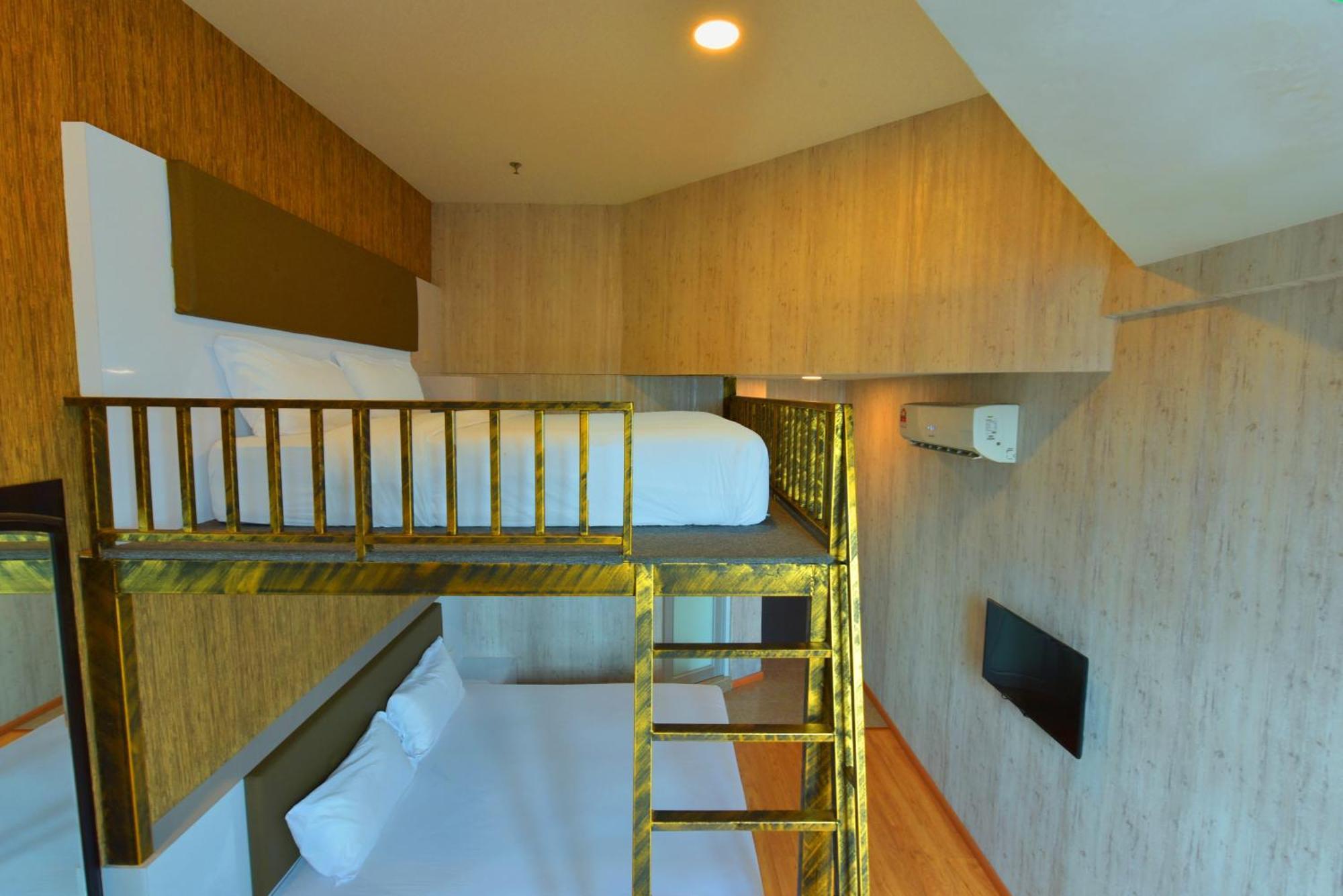 Townhouse Oak Holmes Johor Jaya Hotel